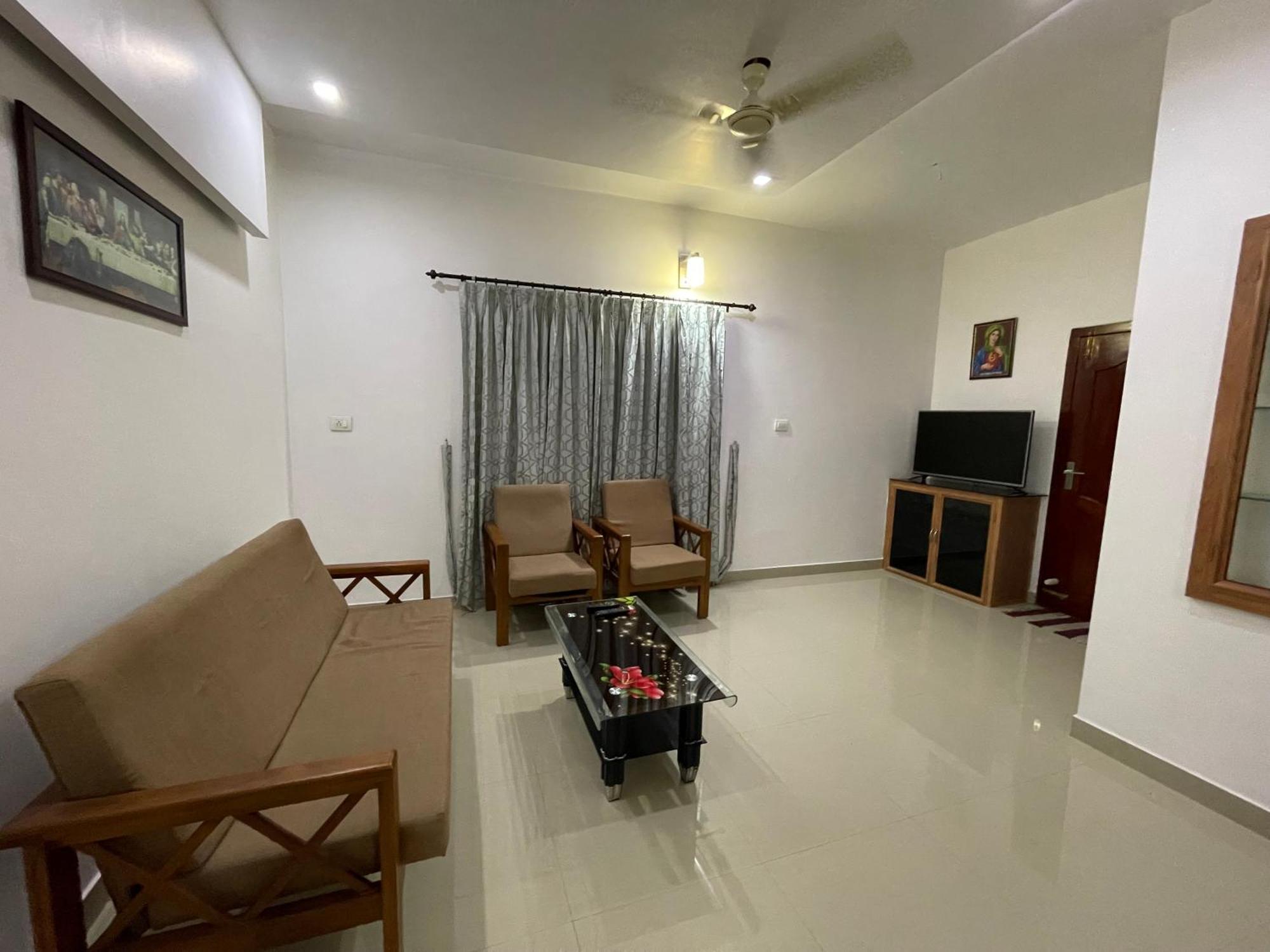 Dream Home Kochi Tripunithura Exterior foto